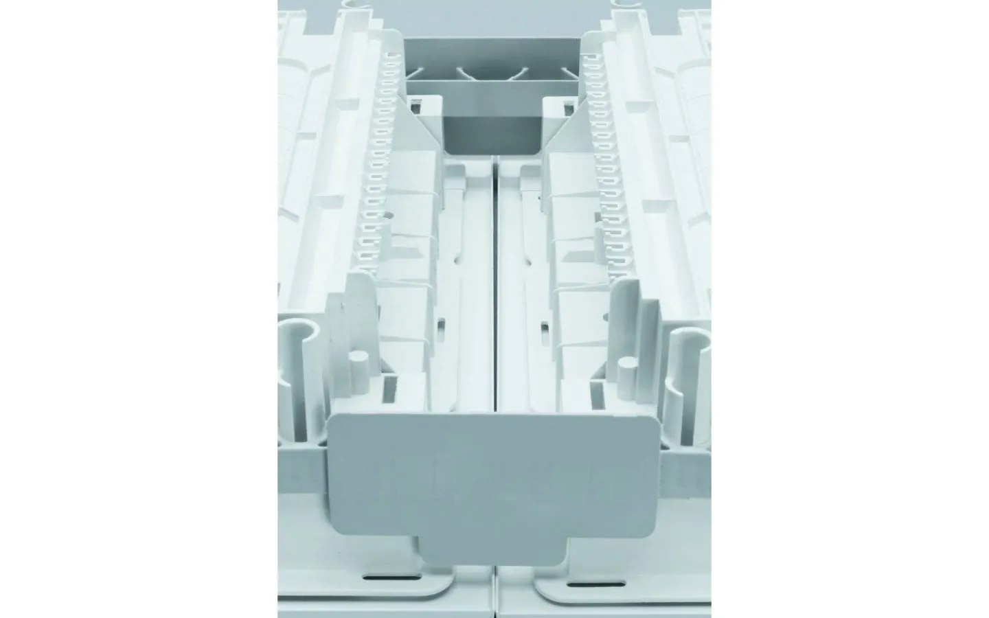 Malmbergs Kopplingsdel för vertikal sammankoppling* Normkapslingar, Mätarskåp