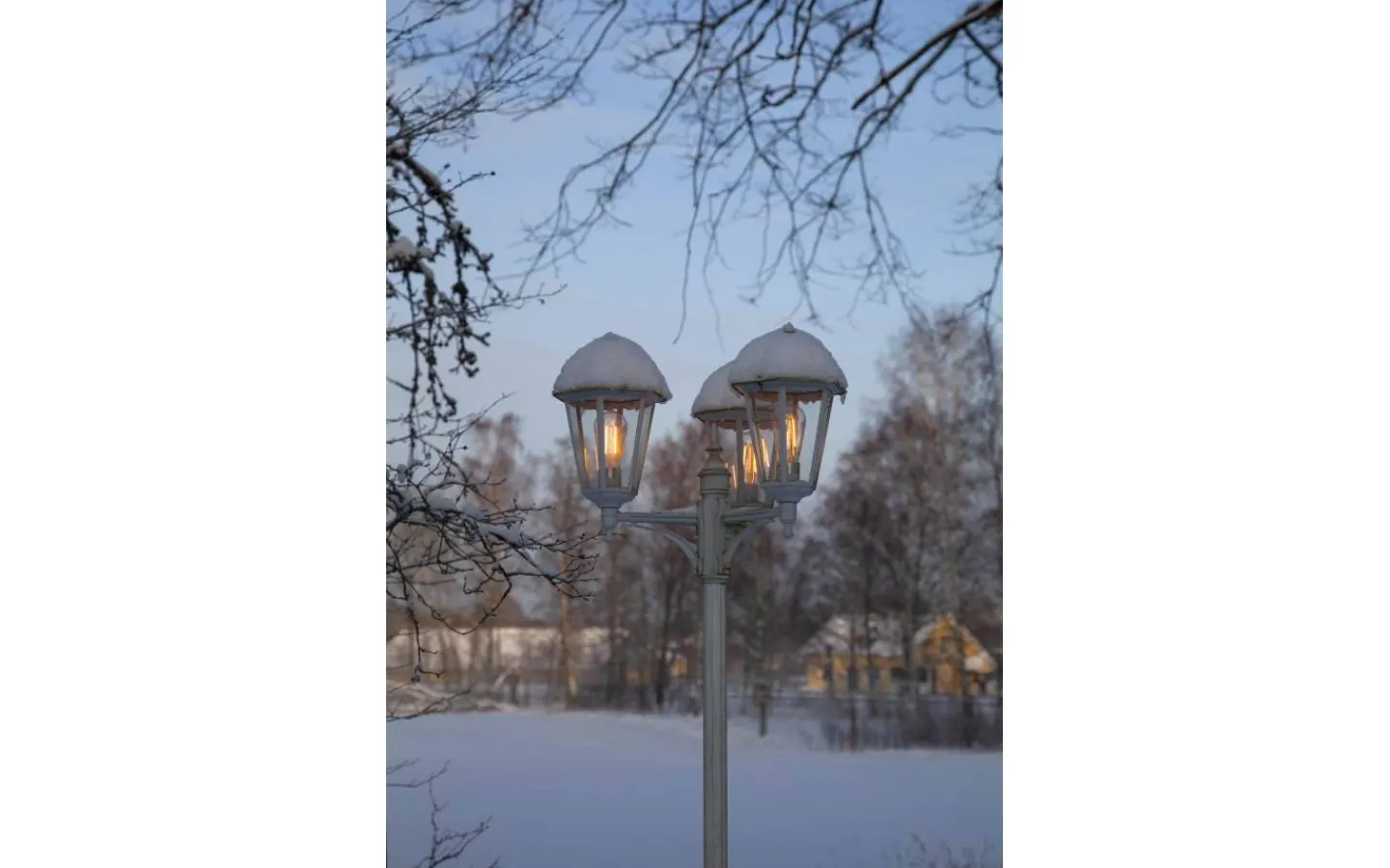 Dekorativa Ljuskällor E27<Star Trading LED E27 Lyktlampa Soft Glow 2100K 230lm 2.3W(23W)