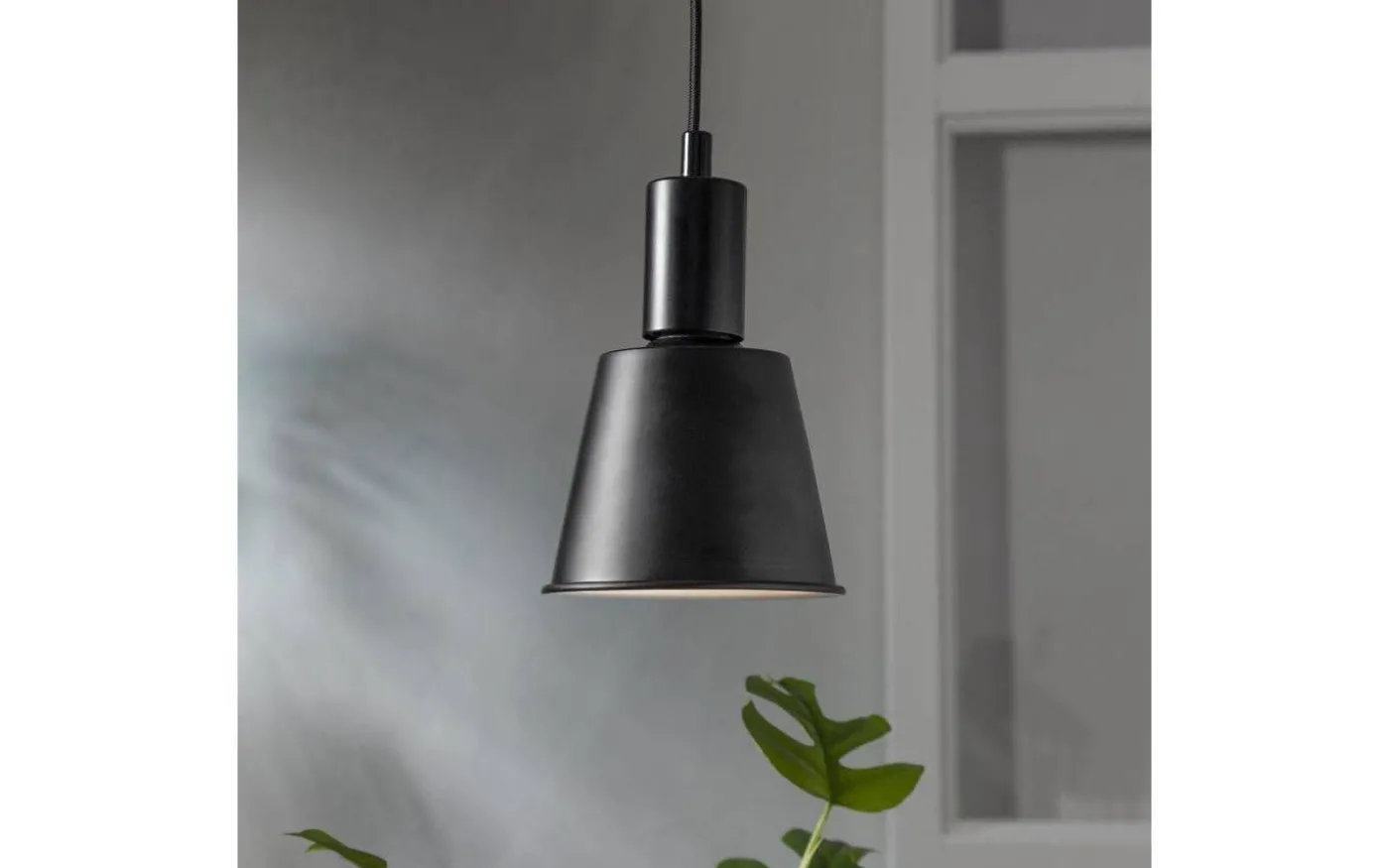 LED E27 3-Steg DIM Decoled Dream 3000K 210lm 3,5W(20W) Svart