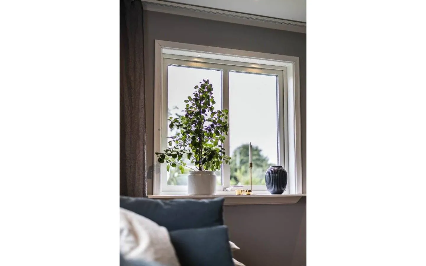 Hidealite LED-Spot för fönstersmygar 30mm, 3000K 60lm 1,3W 350mA Vit* Minispotlights & Ledpuckar