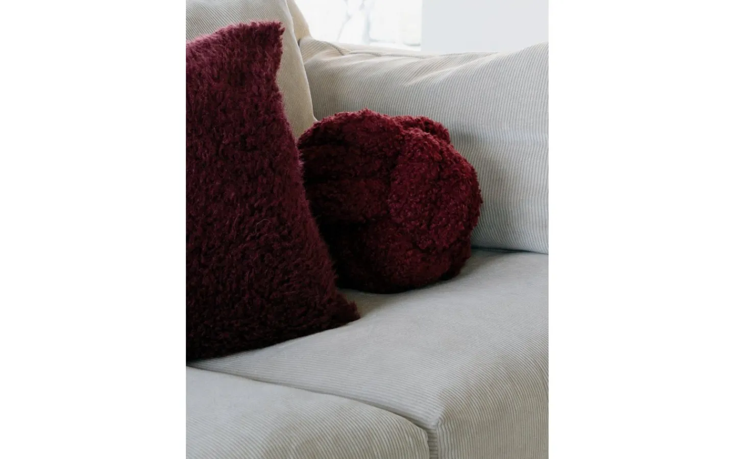 Svanefors Lilo Prydnadskudde Vinröd 25cm* Fyllda Kuddar