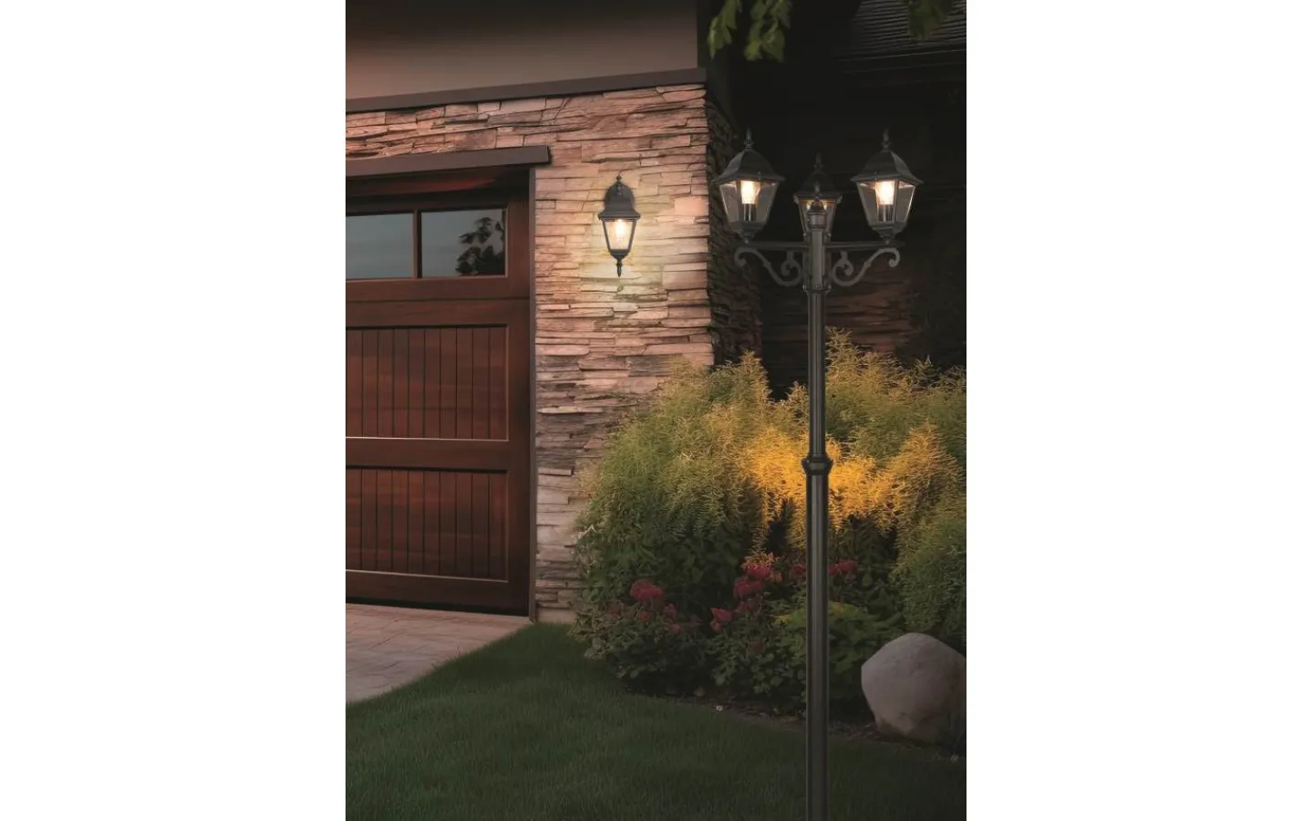 Vägglyktor<Trio Lighting Livenza Vägglampa E27 mattsvart lykta nedåtriktad IP44