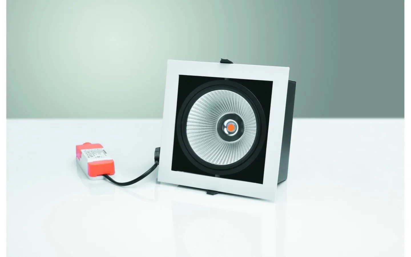 Malmbergs MD-251 Downlight 3000K 10W Vit/Svart 230V IP21* Downlights, Spotlight|230V Led Spotlights