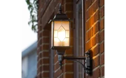 Vägglyktor<Konstsmide Milano Vägglampa Upp Antiksvart IP43