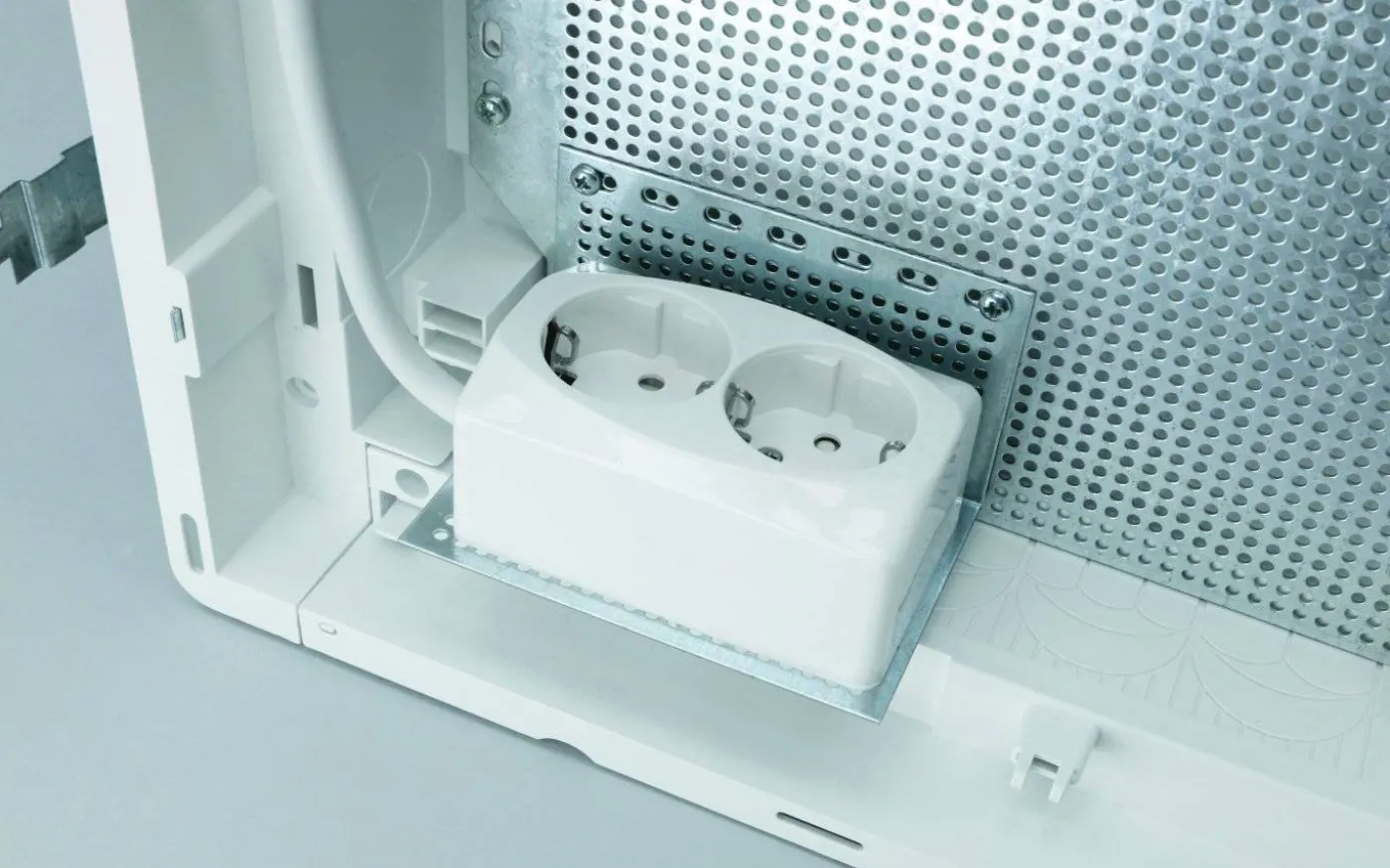 Montageplatta komplett med uttag