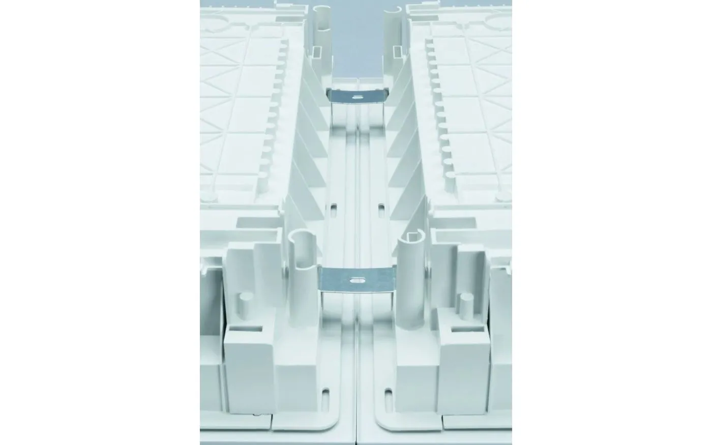 Multimediakapsling, infälld, 3 rad, IP40