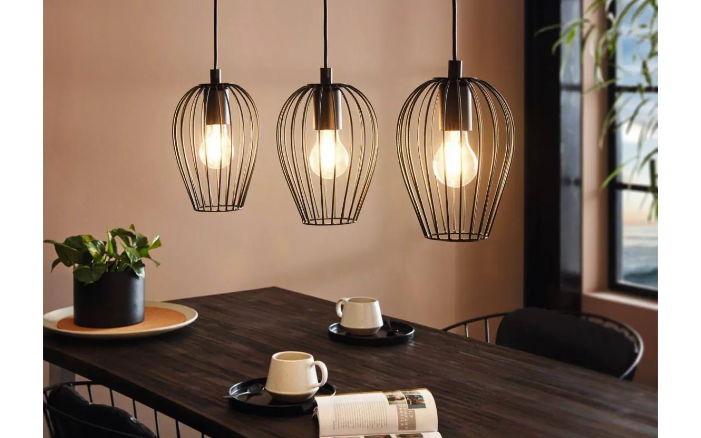 Avlånga Taklampor<Eglo Newtown Taklampa 79cm 3L Svart/Vit