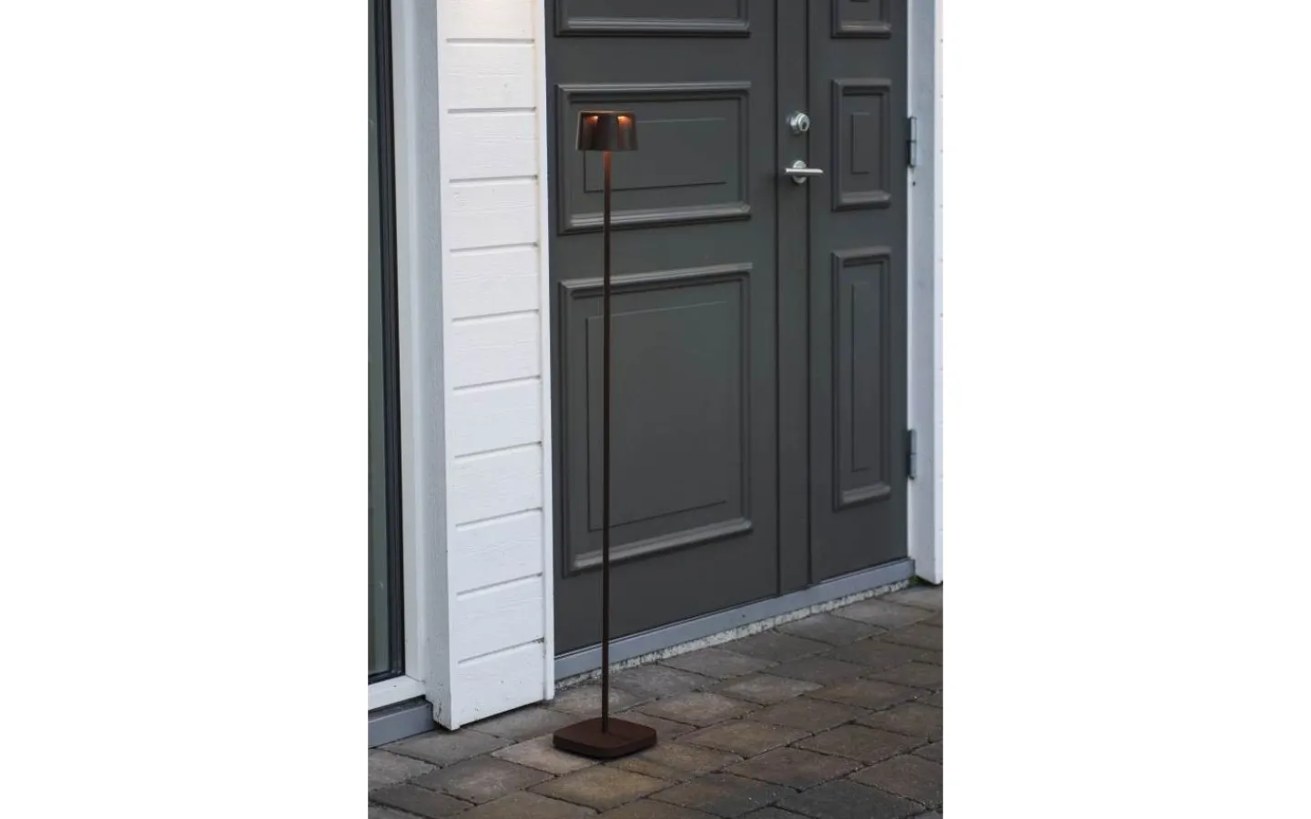 Uppladdningsbara Lampor Utomhus|Uppladdningsbara Lampor Utomhus<Konstsmide Nice Uppladdningsbar Golvlampa LED 120cm Rost IP54