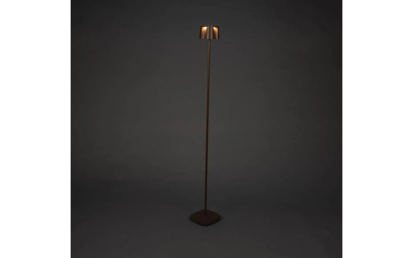 Uppladdningsbara Lampor Utomhus|Uppladdningsbara Lampor Utomhus<Konstsmide Nice Uppladdningsbar Golvlampa LED 120cm Rost IP54