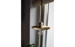 Omega Fönsterlampa 15cm Guld