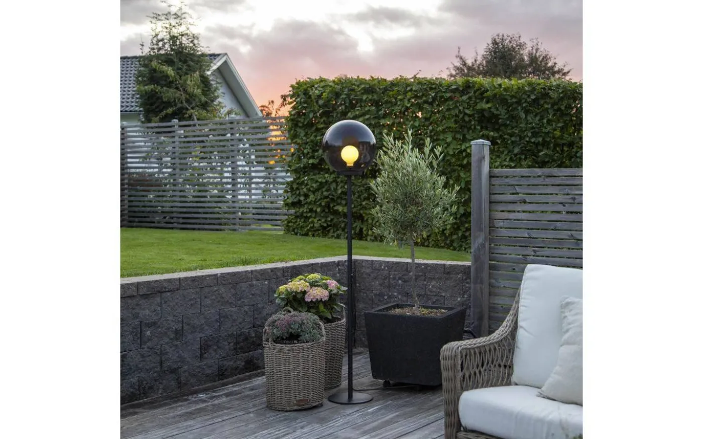 Orby Golvlampa 150cm Svart IP44