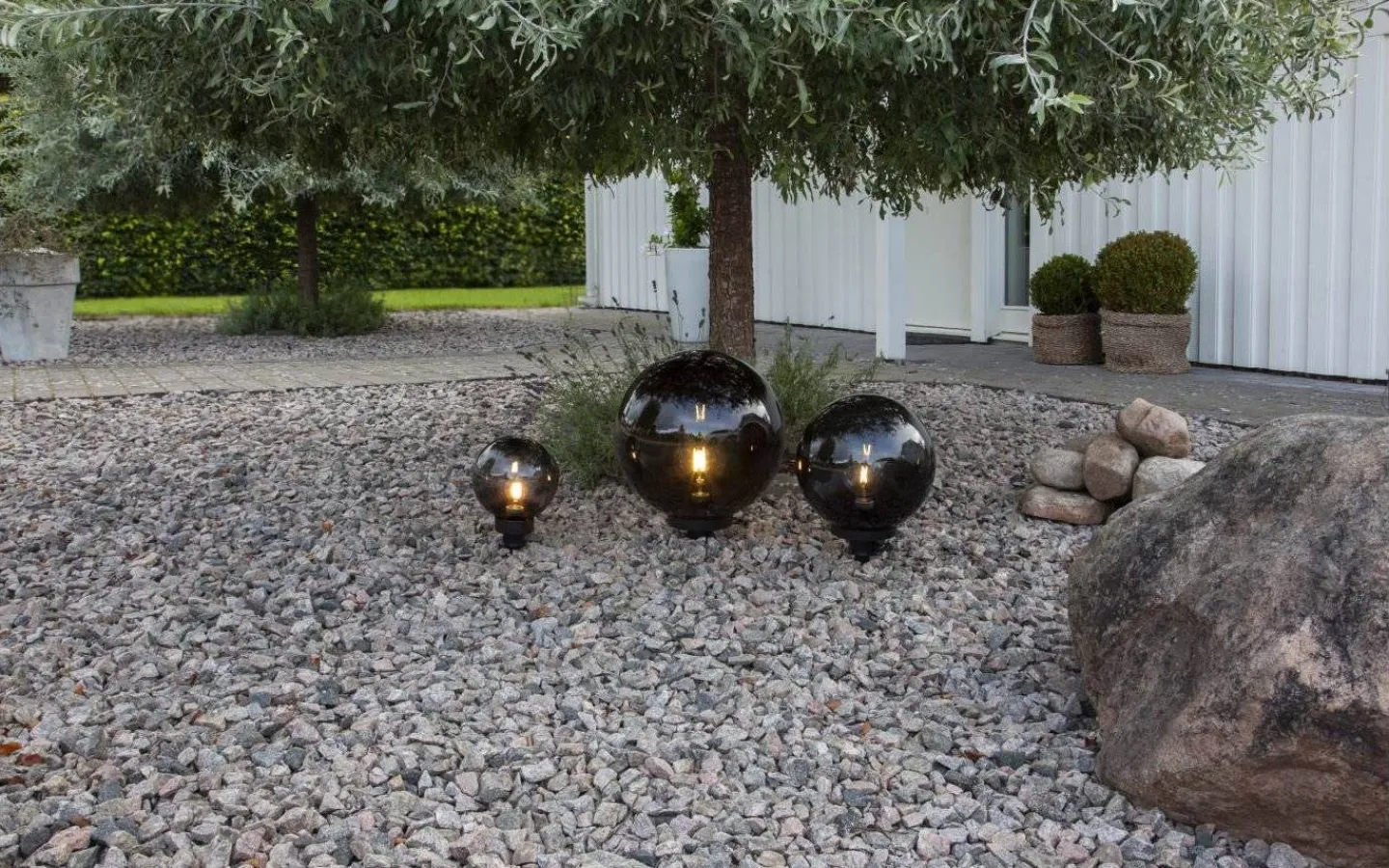 Star Trading Orby Trädgårdsklot 24cm Rök* Utomhusdekorationer|Markbelysning