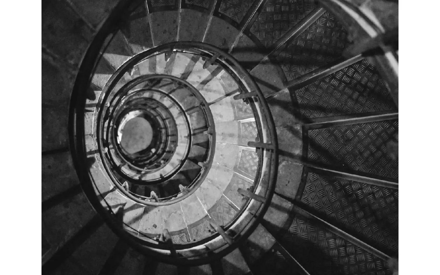 Plansch Spiraltrappa 50x70cm