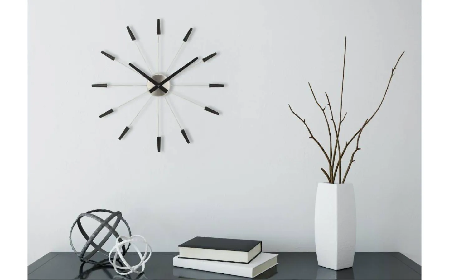 NeXtime Plug Inn Väggklocka Ø58cm Svart* Väggklockor