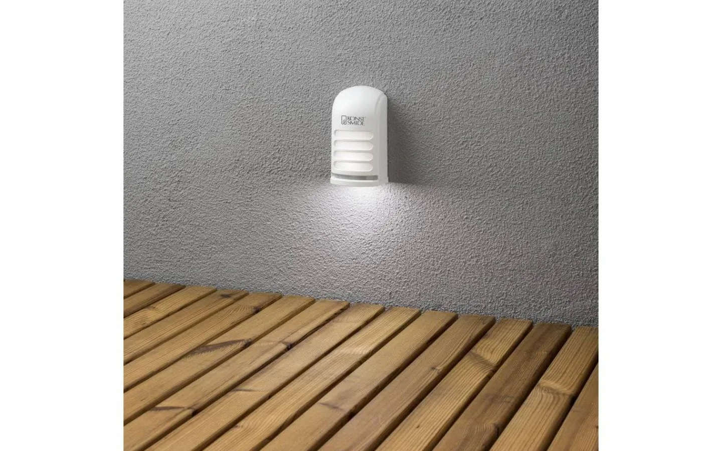 Vägglampor Utomhus<Konstsmide Prato Batteridriven Vägglampa LED Rörelsevakt Vit IP54