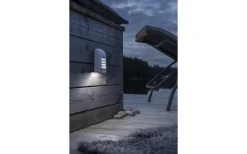 Vägglampor Utomhus<Konstsmide Prato Batteridriven Vägglampa LED Rörelsevakt Vit IP54