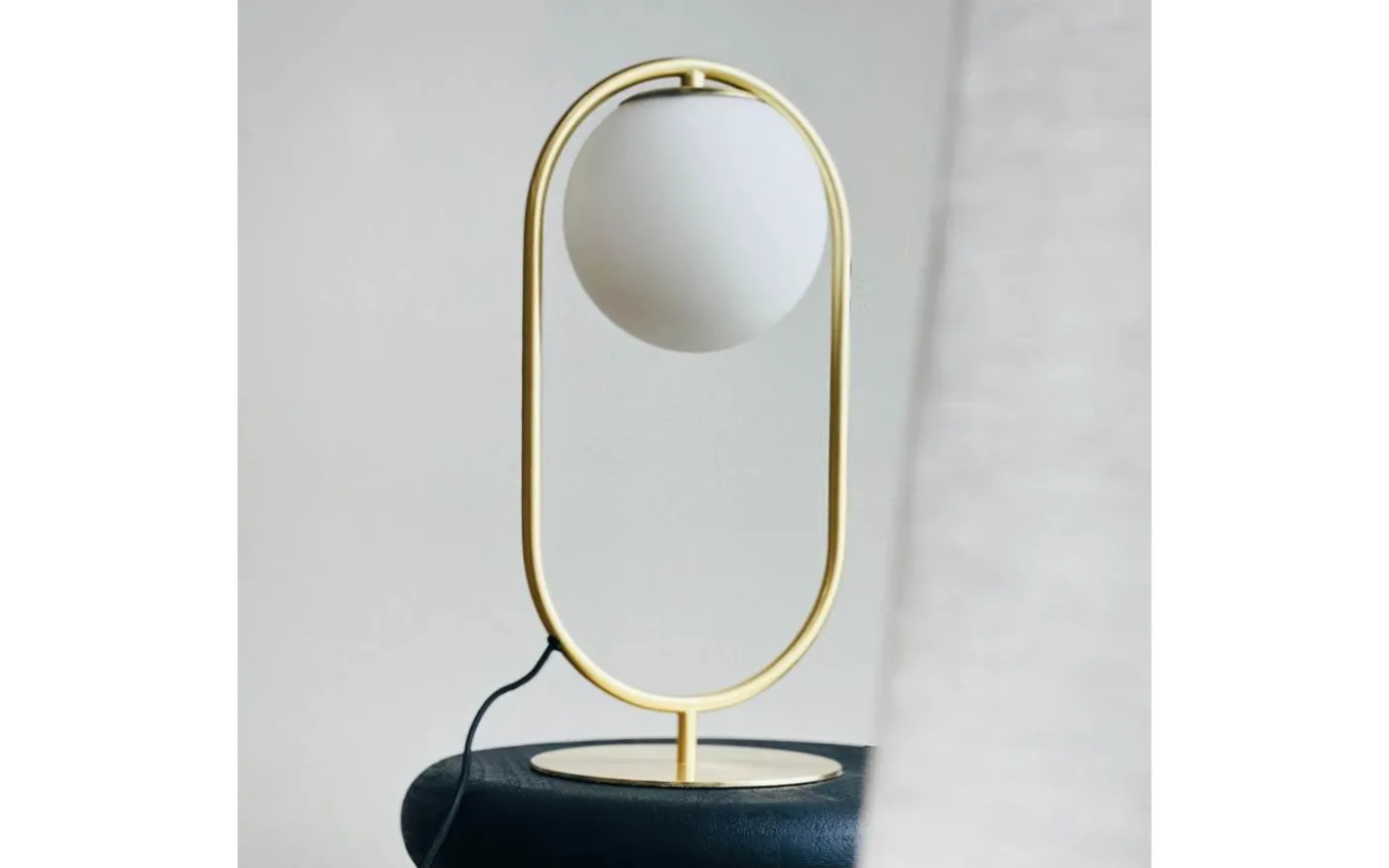 Reims Bordslampa 40cm Opal/Mässing