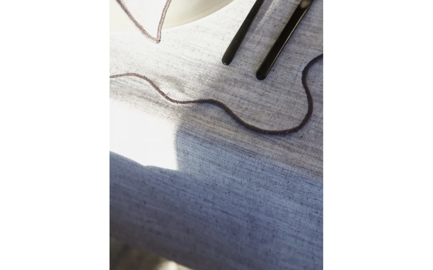 Svanefors Sabina Tablett 4P Asfalt 35x45cm* Bordstabletter