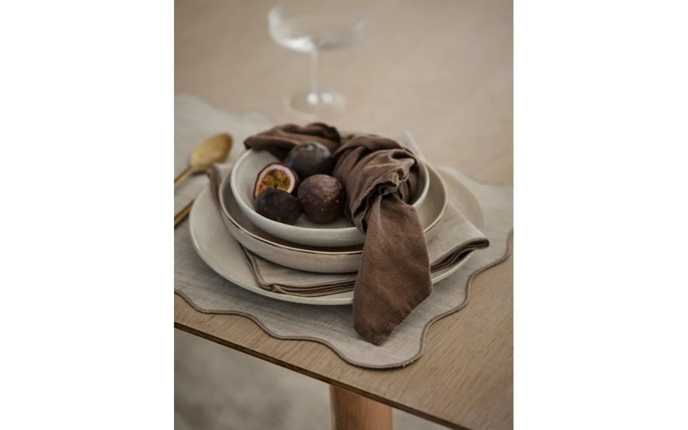 Sabina Tablett 4P Beige 35x45cm