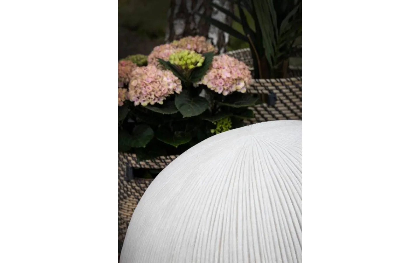 Globen Lighting Sandhamn Trädgårdsklot IP44 35cm E14 Beige* Golvlampor Utomhus