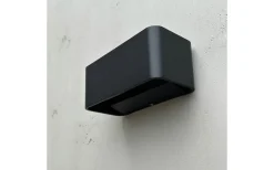 Dyberg Larsen Saturnus Vägglampa 15cm Upp/Nedljus LED 3000K 9W Svart IP54* Upp & Nedljus Lampor