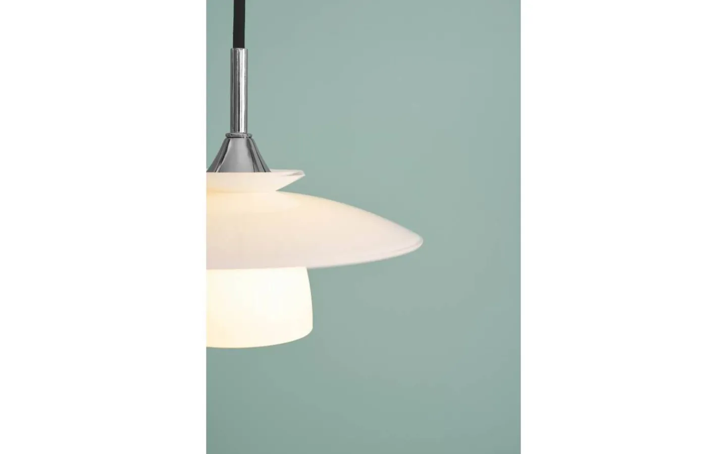 Halo Design Scandinavia Fönsterlampa Ø20cm Krom/Opal* Fönsterlampor