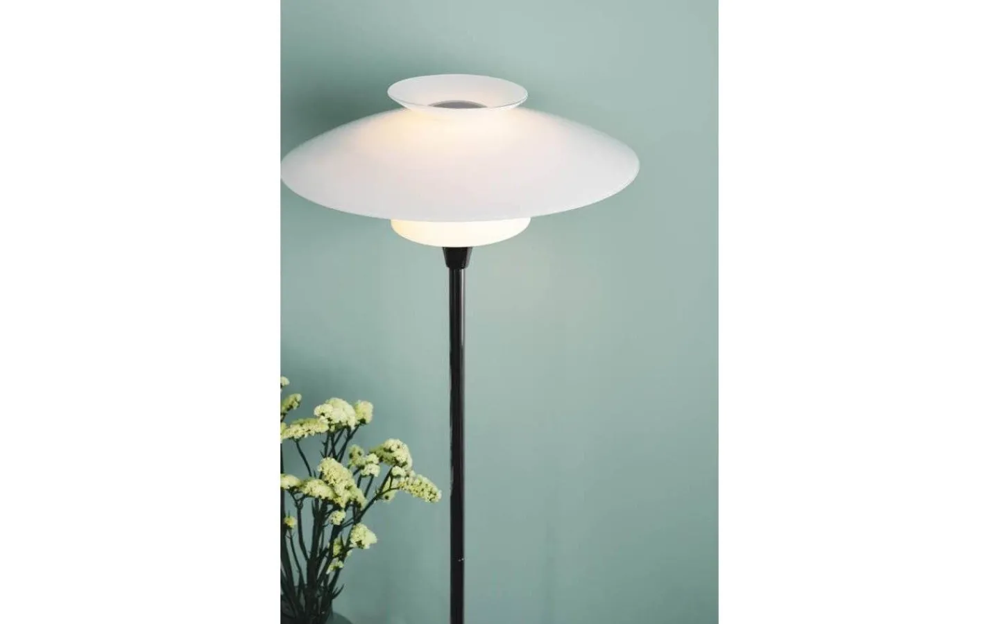 Golvlampor<Halo Design Scandinavia Golvlampa 150cm Krom/Opal