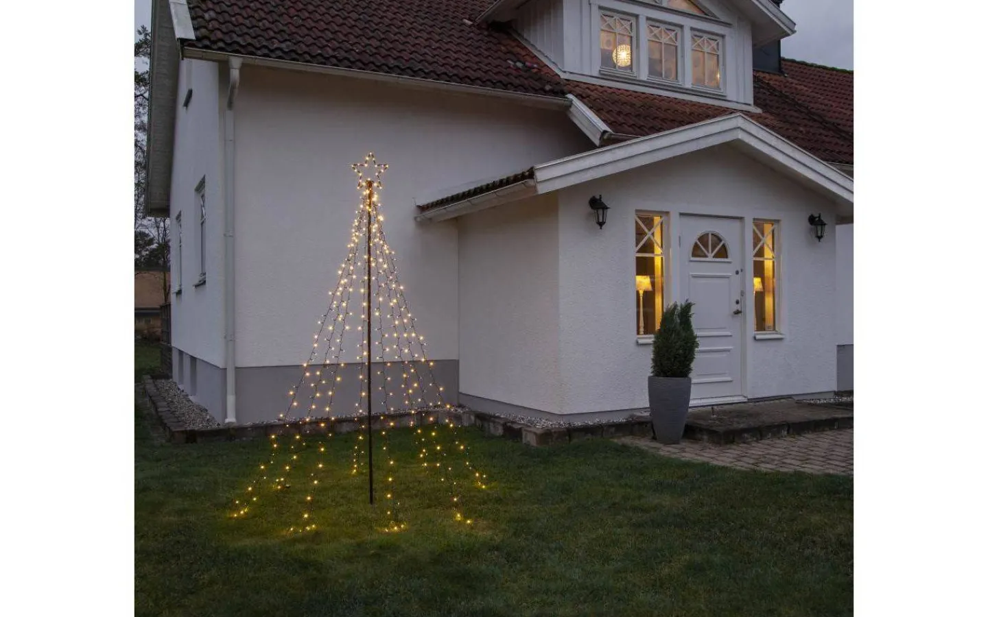 Julpynt Utomhus<Star Trading Spiky Gran Utomhusdekoration 2,35m Svart IP44
