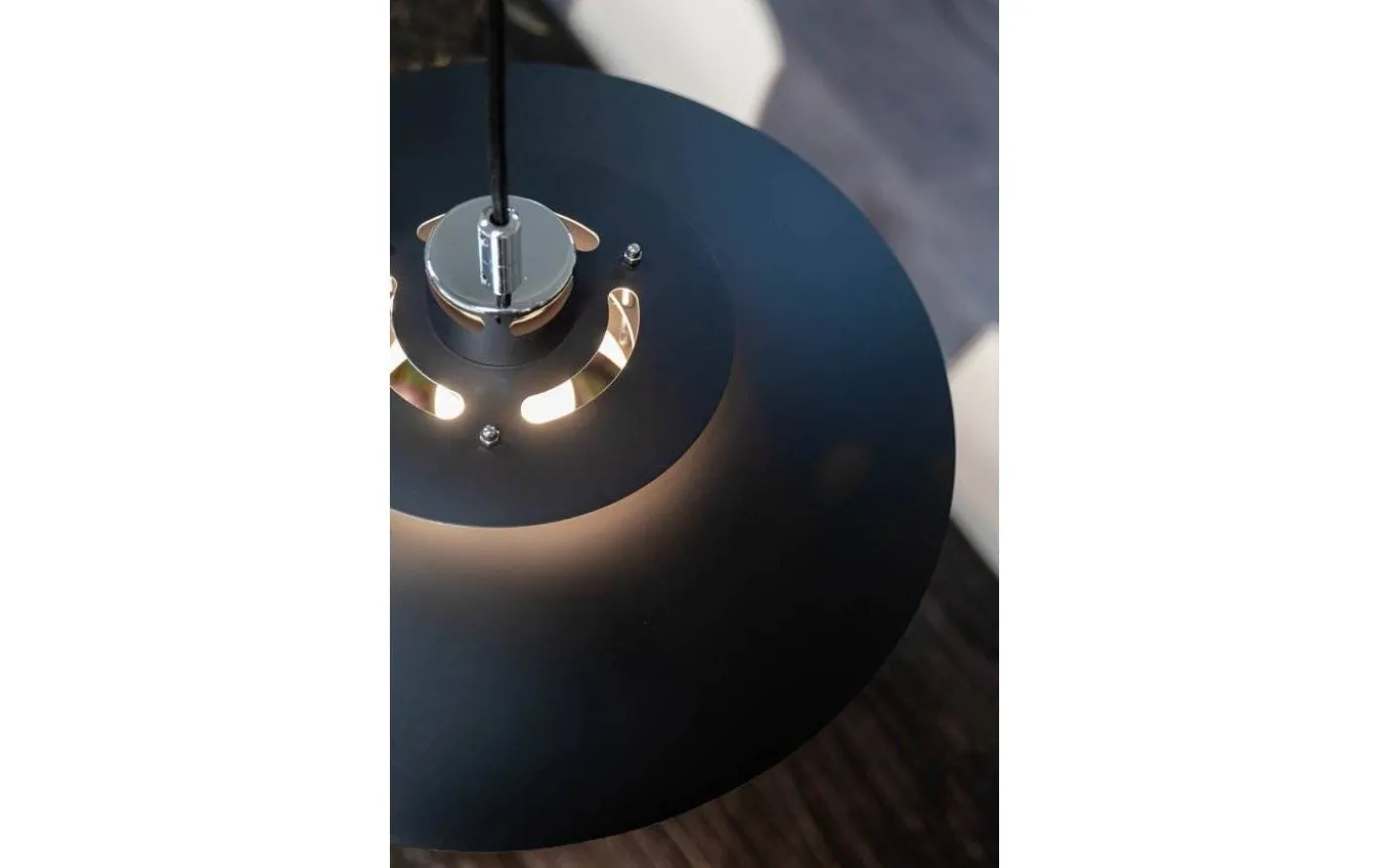 Sörup Taklampa Ø40 Svart/Krom