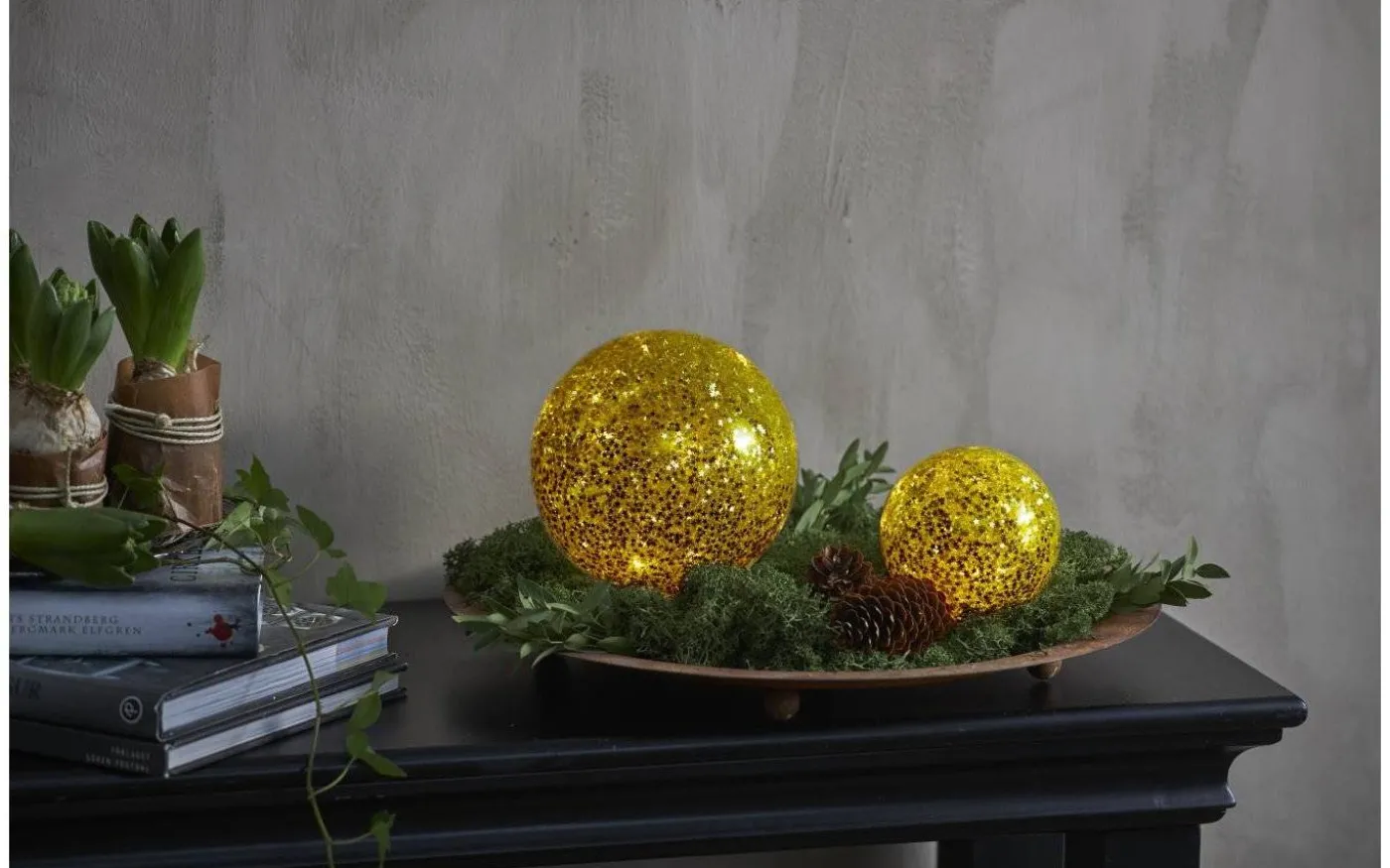 Star Fall Batteridriven Glaskula med Timer 15cm Guld