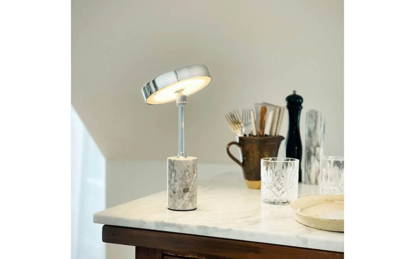 Uppladdningsbara Lampor Inomhus|Bordslampor<Dyberg Larsen Starlight Uppladdningsbar Bordslampa 25cm LED 3000K 2W Krom/Grå Marmor