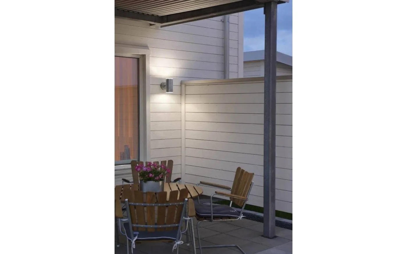 Ull Vägglampa Upp/Ned Galvaniserat Stål IP54