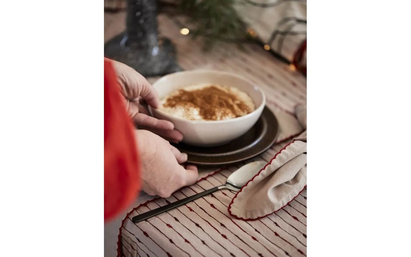 Unni Duk 145x280cm Röd