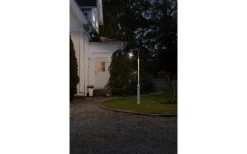 Konstsmide Vega Stolplykta 2,4m E27 Vit IP23* Kompletta Stolplyktor