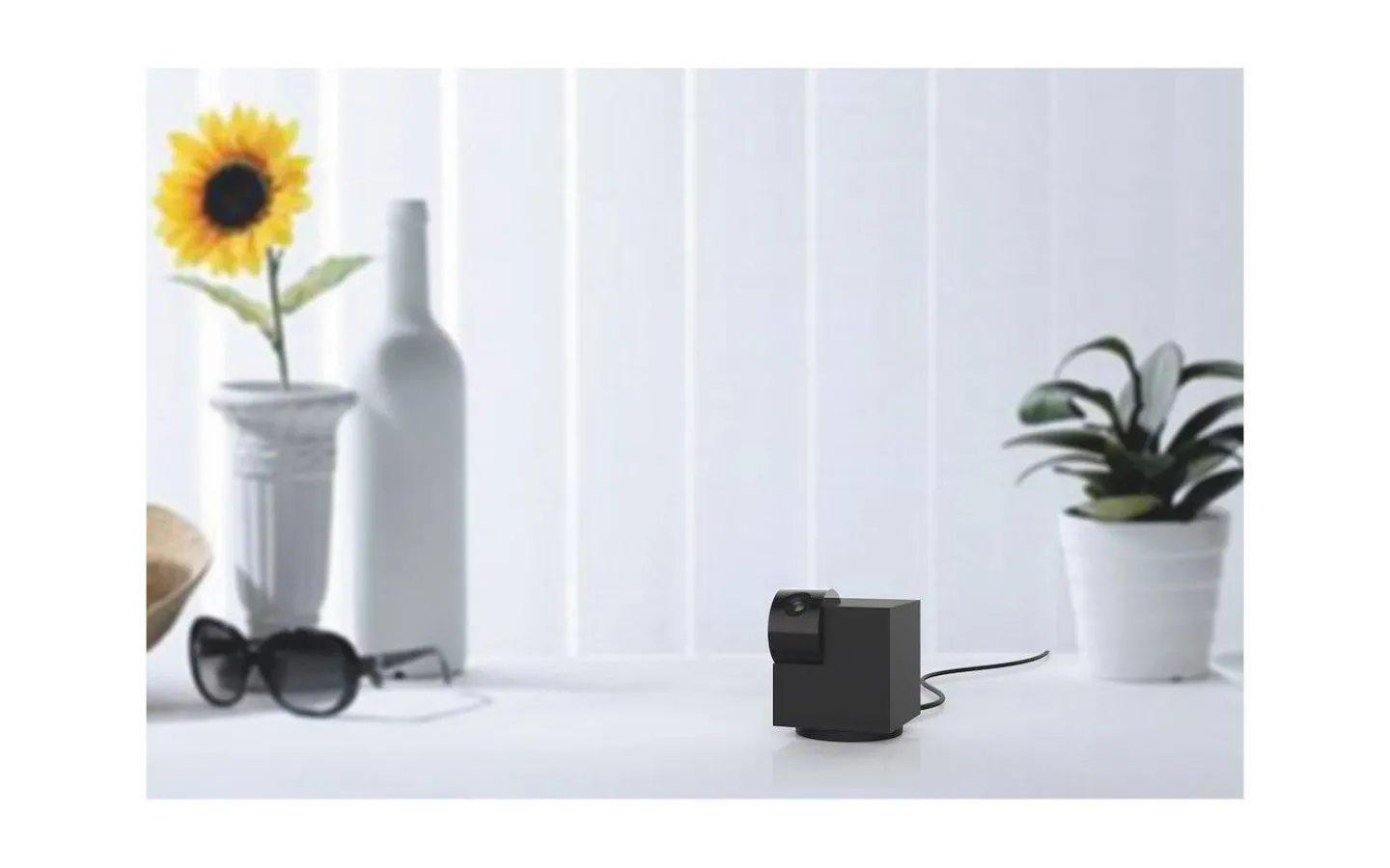 Malmbergs Wi-Fi Smart Övervakningskamera rörlig 1080p* Malmbergs Smart Home