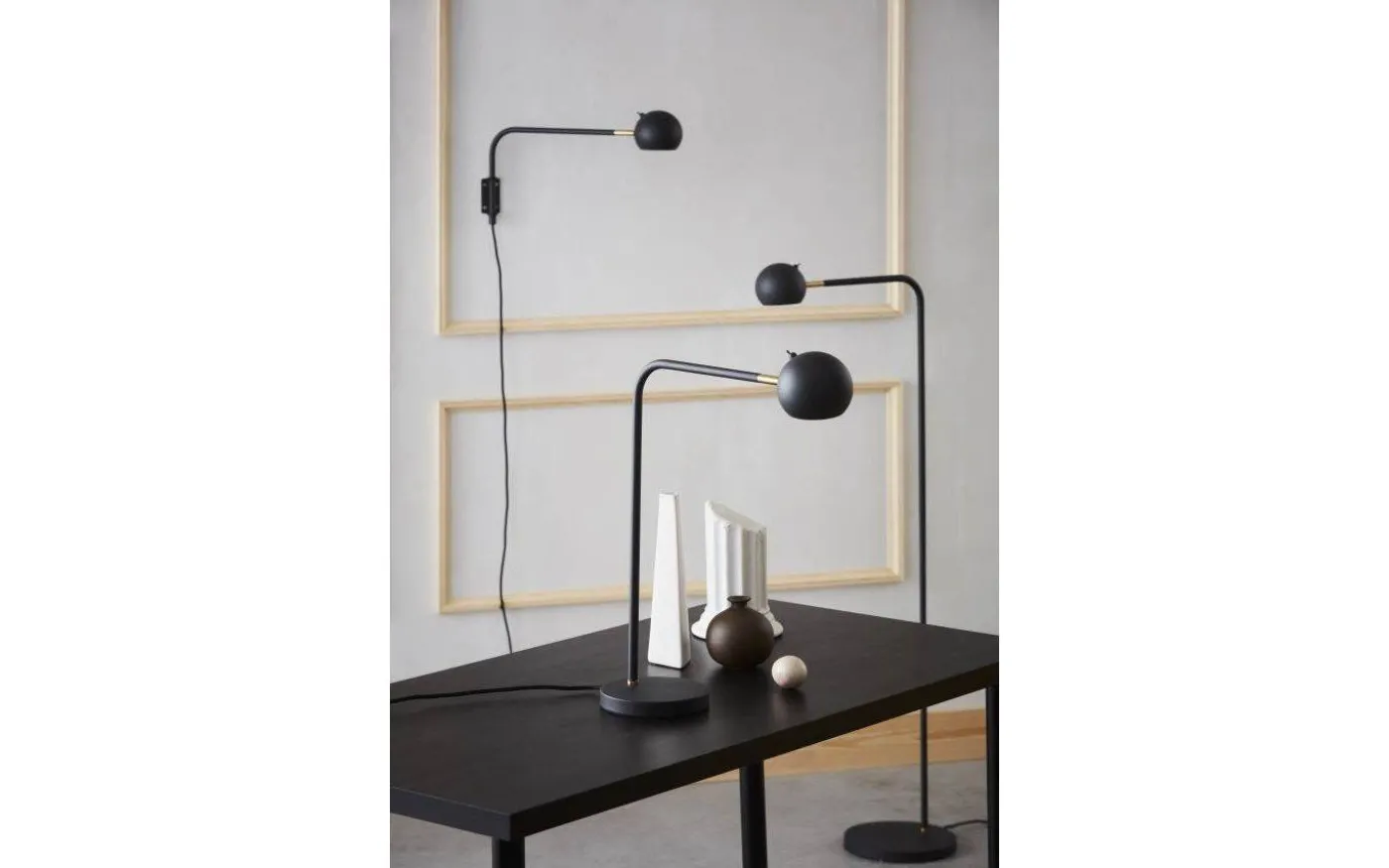 Yes Skrivbordslampa 54cm Svart